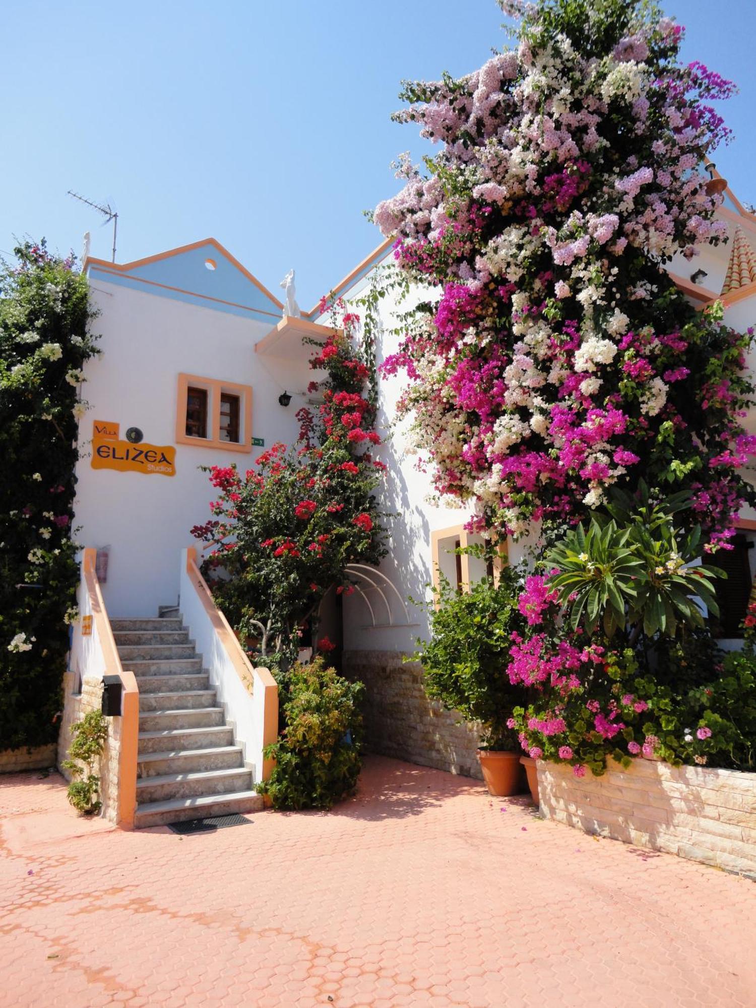 Villa Elizea Stalós Exteriér fotografie