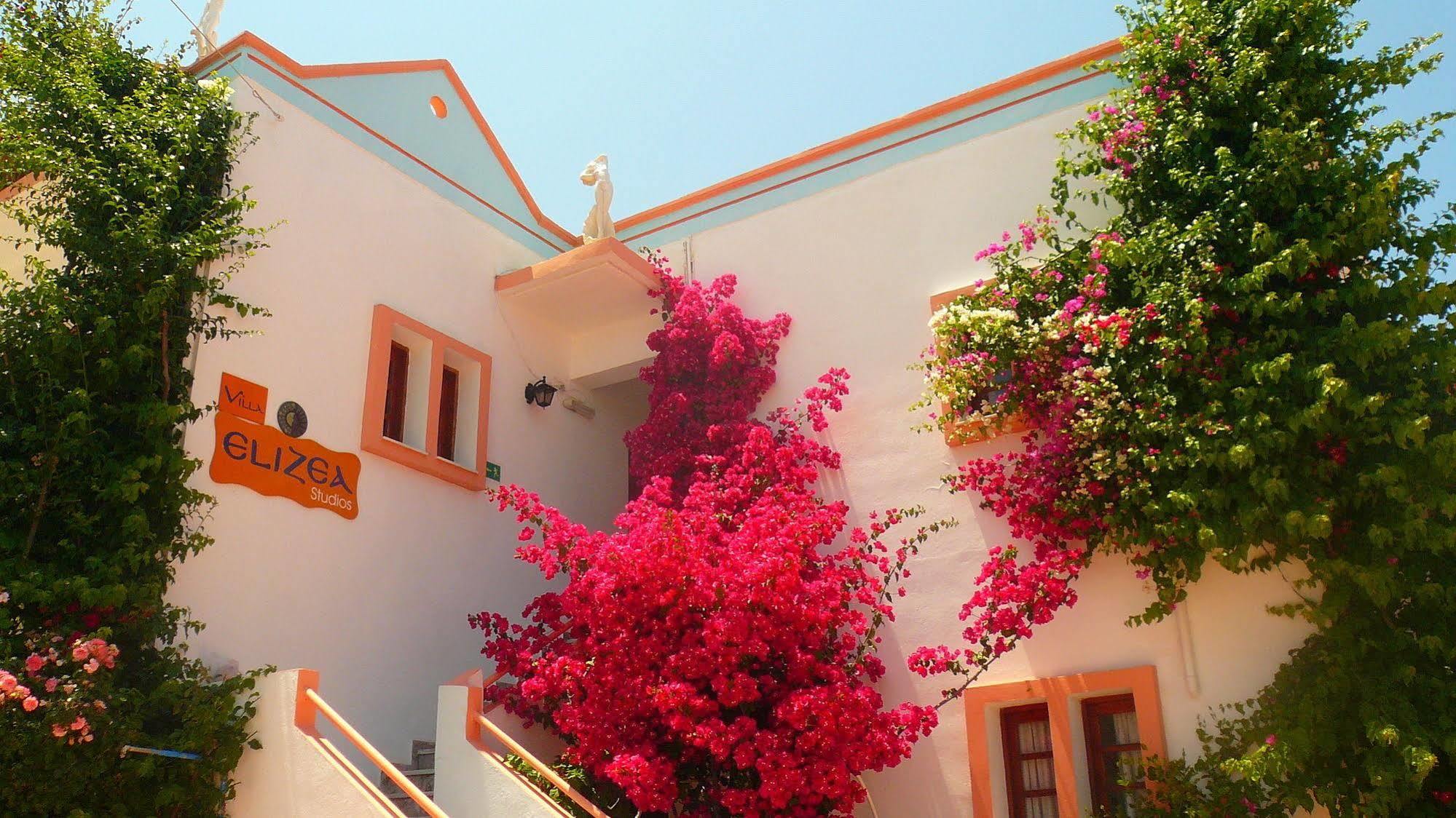 Villa Elizea Stalós Exteriér fotografie